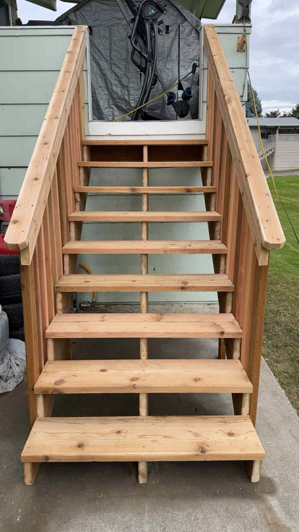 Cedar outdoor stairs and railing built in East Wenatchee, WA