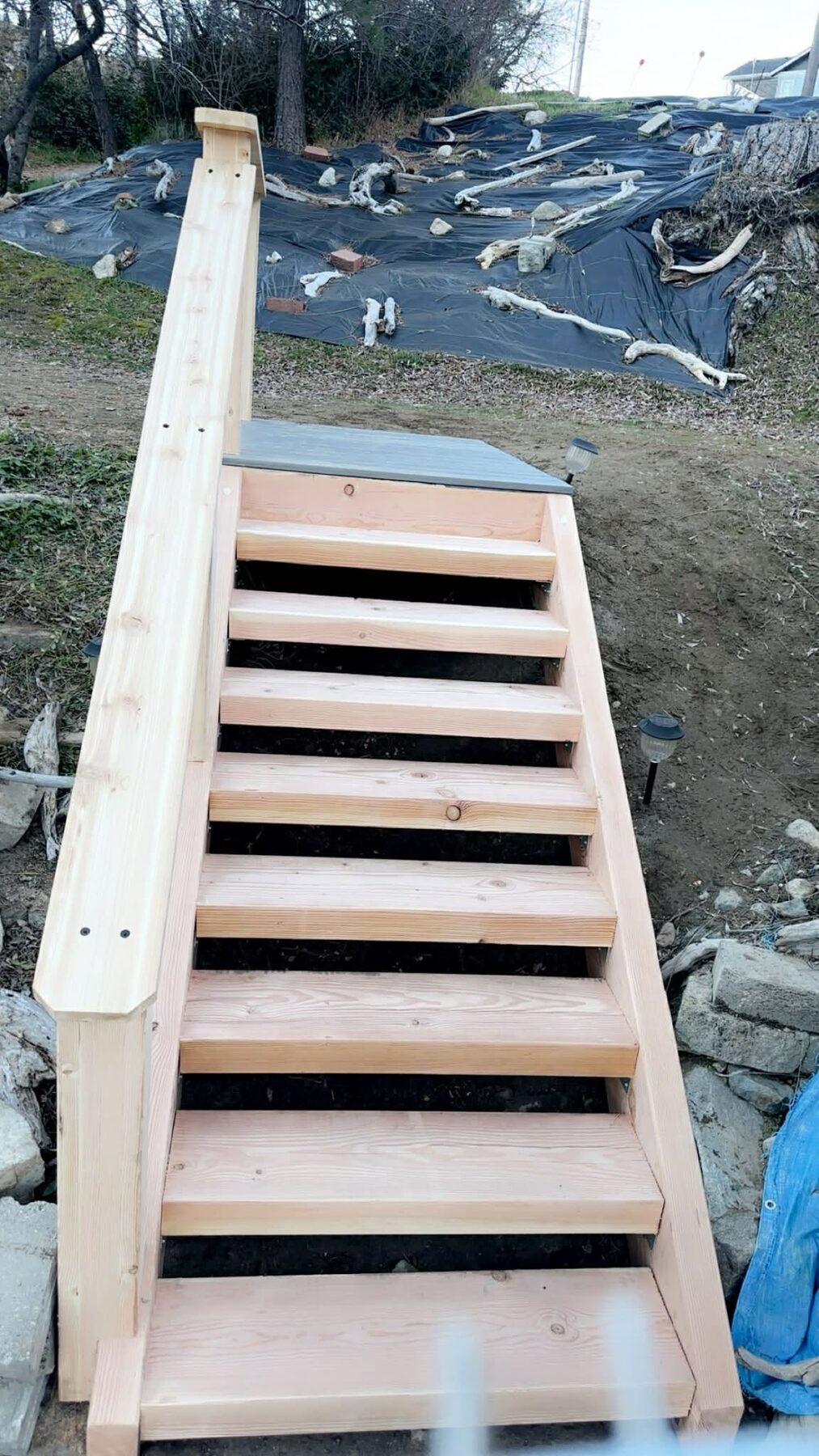 Cedar hillside stairs and landing built in Chelan, WA