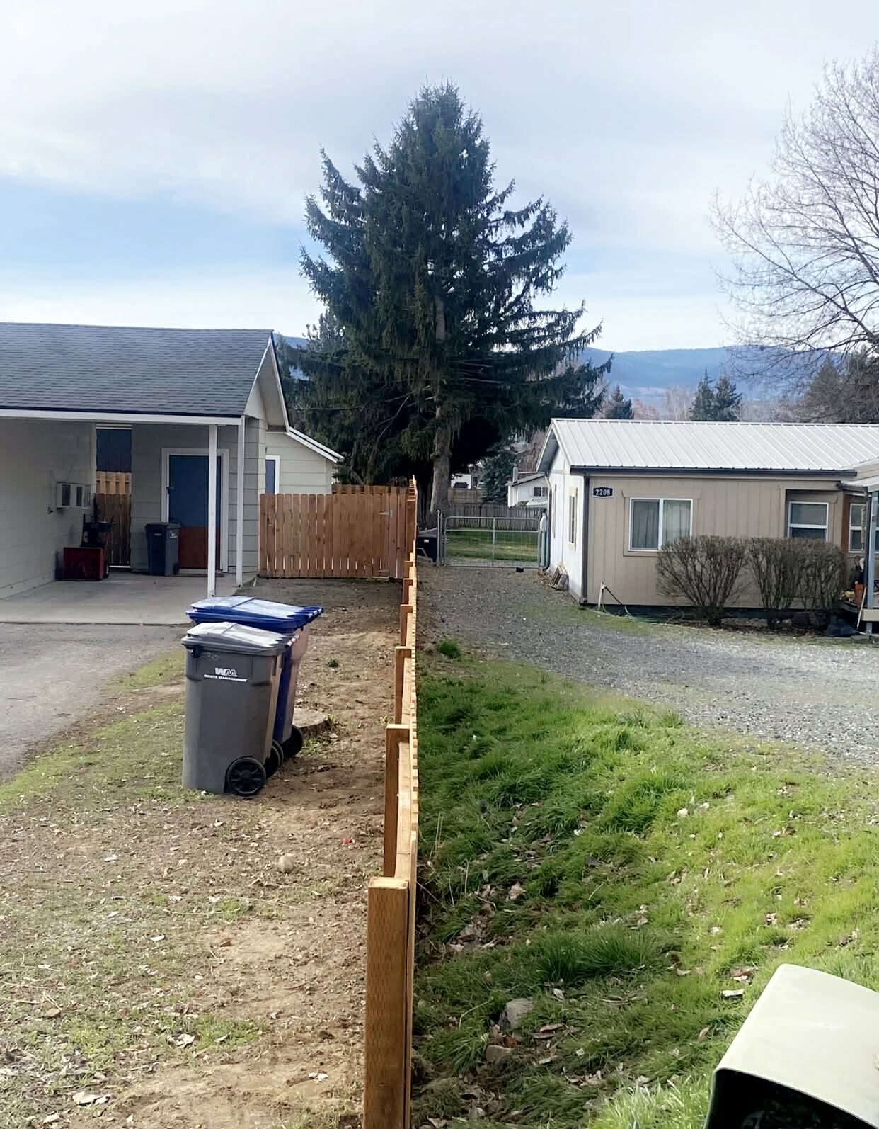 Cedar privacy fence and gate installed in East Wenatchee, WA