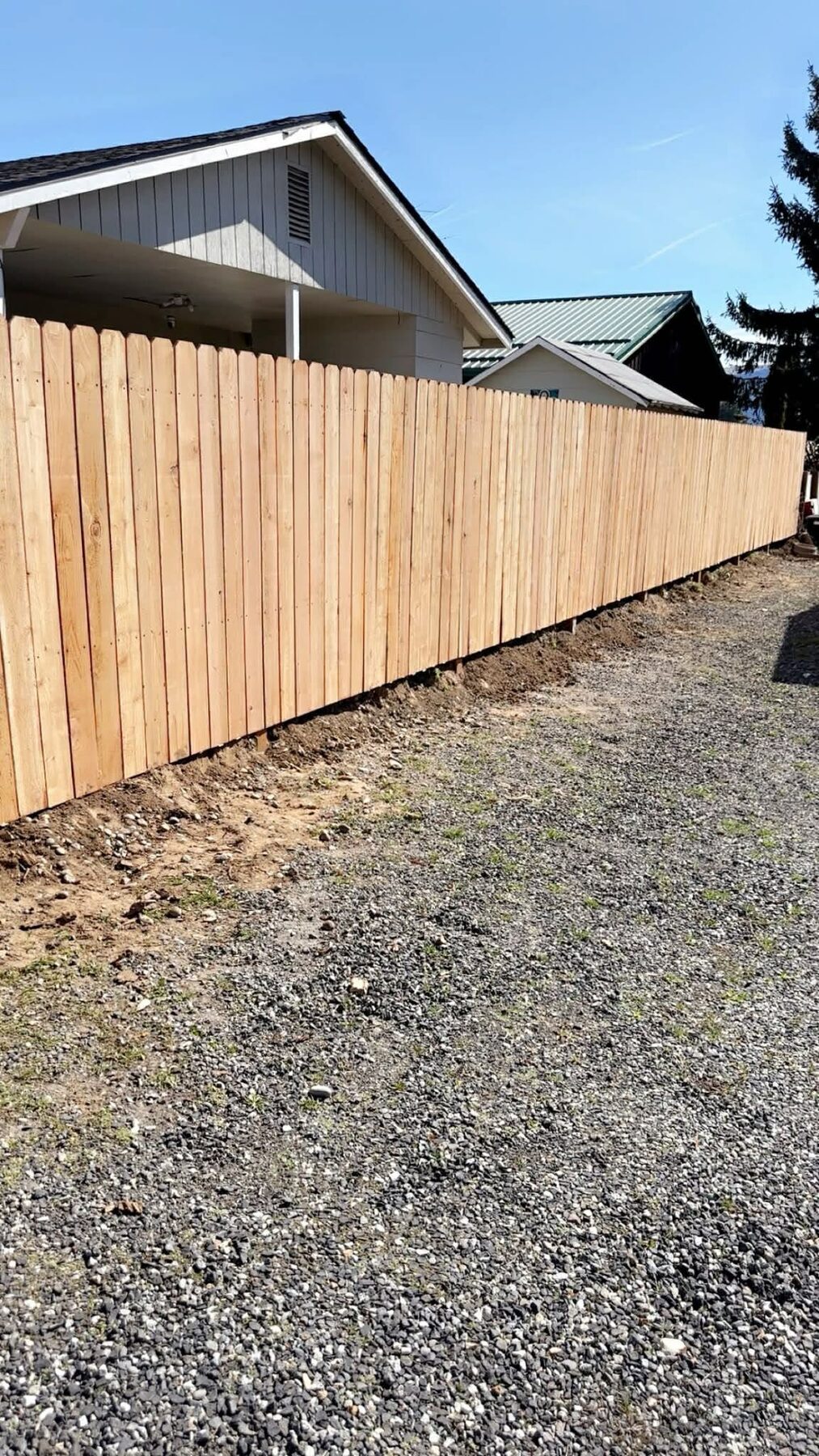 Cedar privacy fence and gate installed in East Wenatchee, WA
